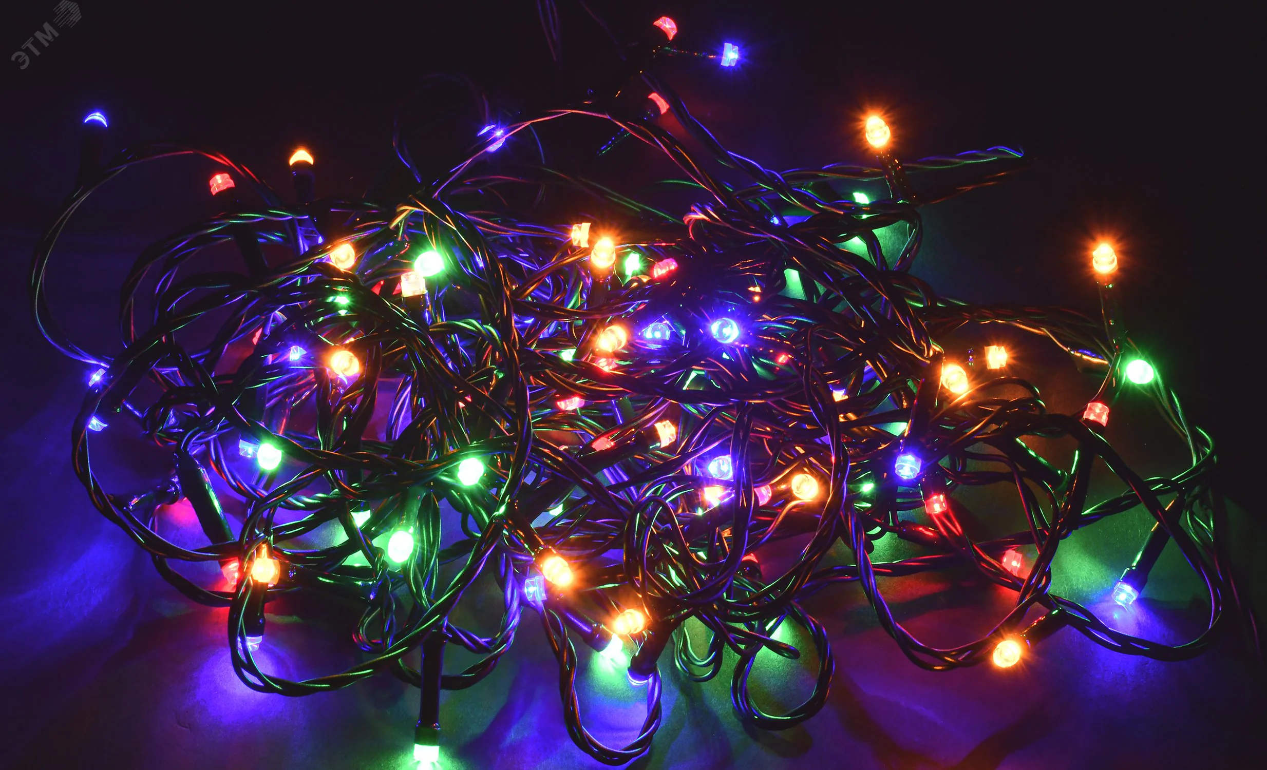 Гирлянда "Нить" 10м 100LED RGB IP20 провод зел. 230В с контроллером 8 режимов LGDB110-3-100-10-G-S-20