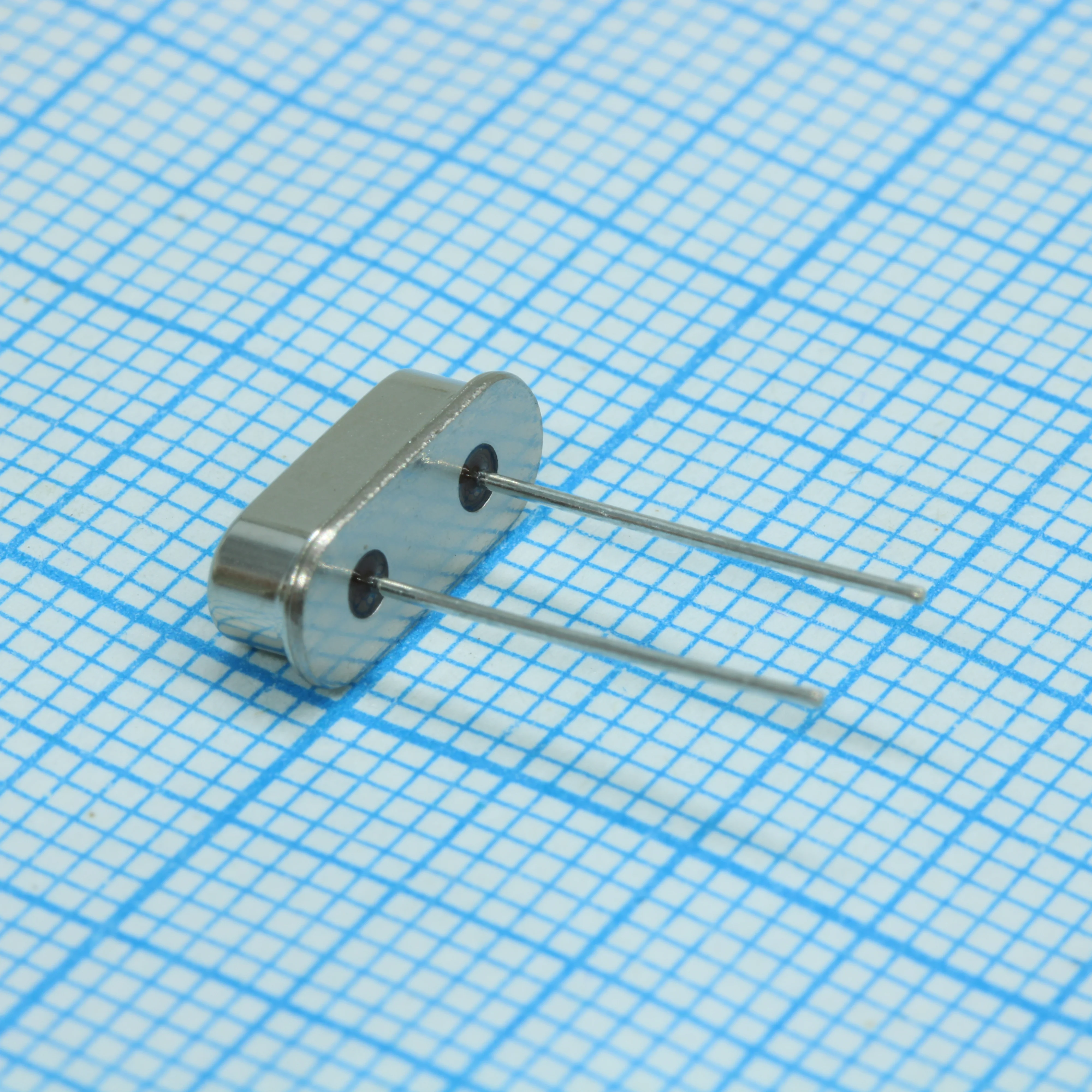 WTL9S85458FO - Резонатор кварцевый: 9.8304МГц, 30 ррm, -40 °C - +85 °C