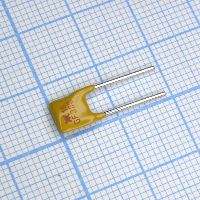 RGEF300 - Самовосстанавливающийся предохранитель PTC 3A(hold) 5.1A(trip) 16V 3.2W 1s 0.038Ohm Radial 7.1 X 3 X 11mm Bag