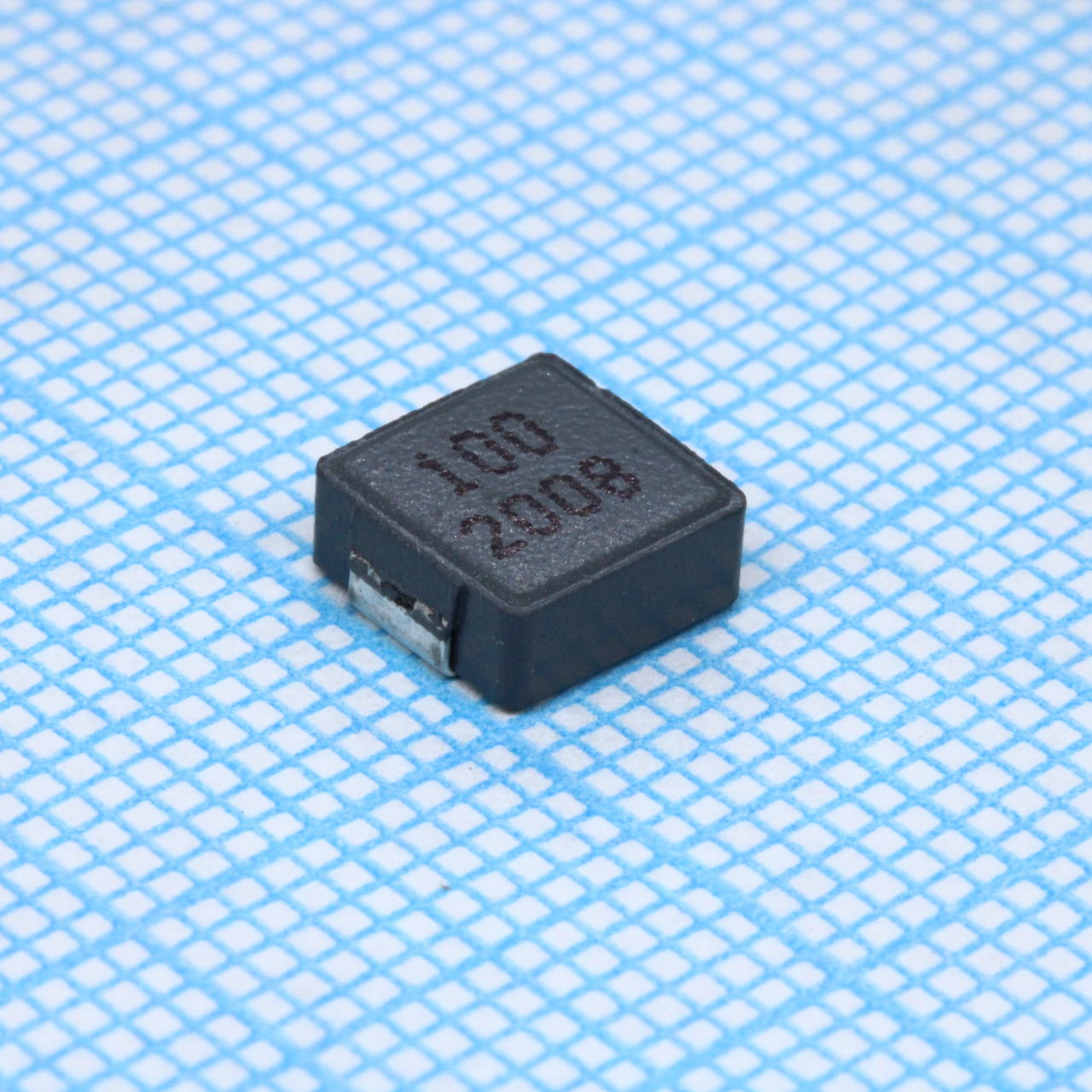 SRP7028A-100M - SMD индуктивность проволочная, на ферритовом сердечнике, экранированная 10мкГн ±20% 100кГц 20Q-Factor карбонил 3.5А 85мОм автомобильного применения