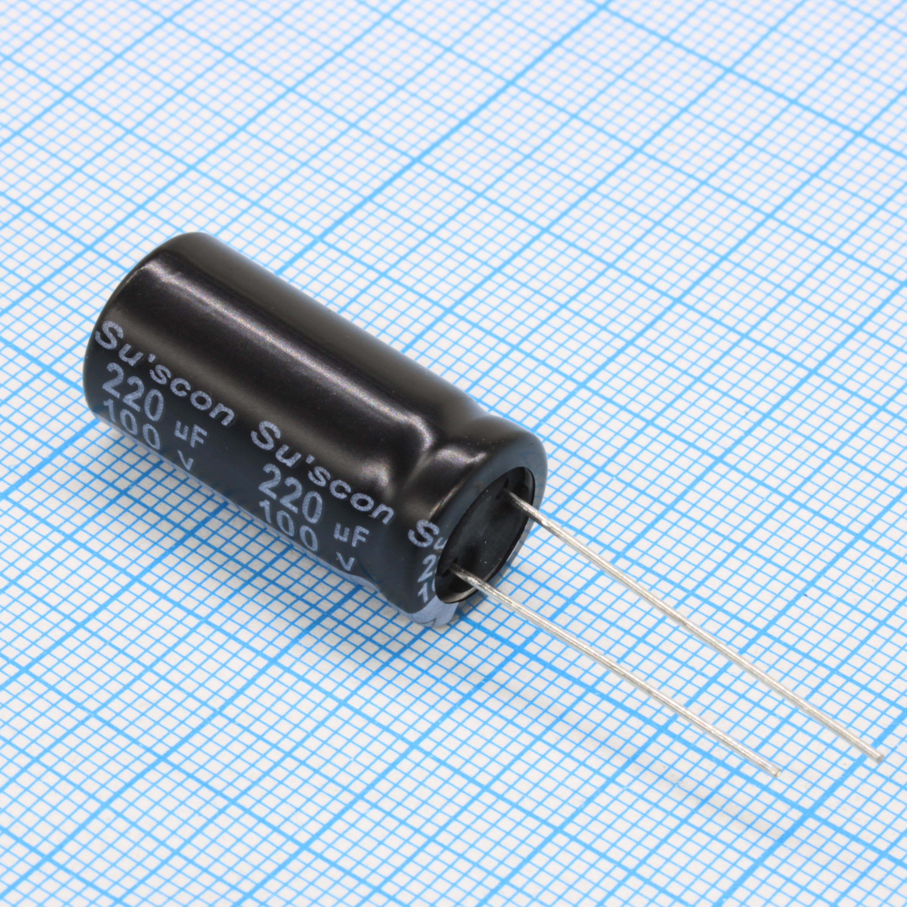 SK100M221X25TKKKS00R - Конденсатор алюминиевый электролитический 220мкФ 100В ±20% (12.5х25мм) радиальный 5мм 581мА 2000час 105°C россыпь