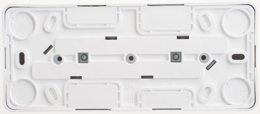 Розетка 3-м ОП Этюд 16А IP20 250В без заземл. без защ. шторок бел. SE PA16-009B