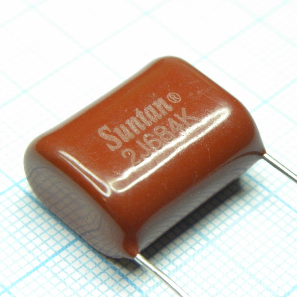 TS02002J684KSB0F0R - Конденсатор металлоплёночный полиэтилентерефталатный 0.68мкФ 630В ±10% (23х12х19мм) шаг выводов 20мм 85°С россыпь