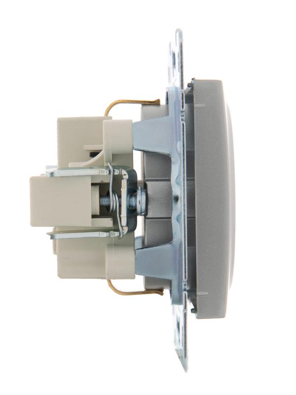 Розетка 1-м СП Karina с заземл. термопласт механизм матов. серебр. 707-4388-122B