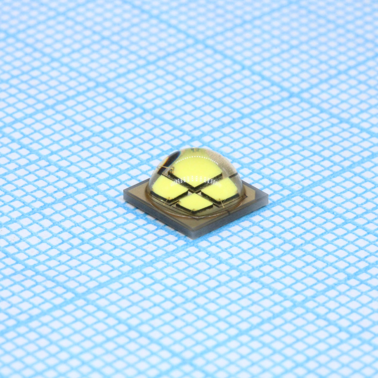 LEMWA77670HU5000 - 1-15Вт/ Белый/ 5000°К/ 11,1-12,5В/ 1050Лм при  700мА/1686Лм при  1A/ максимальный ток 1,25A/ CRI=70/ 120°