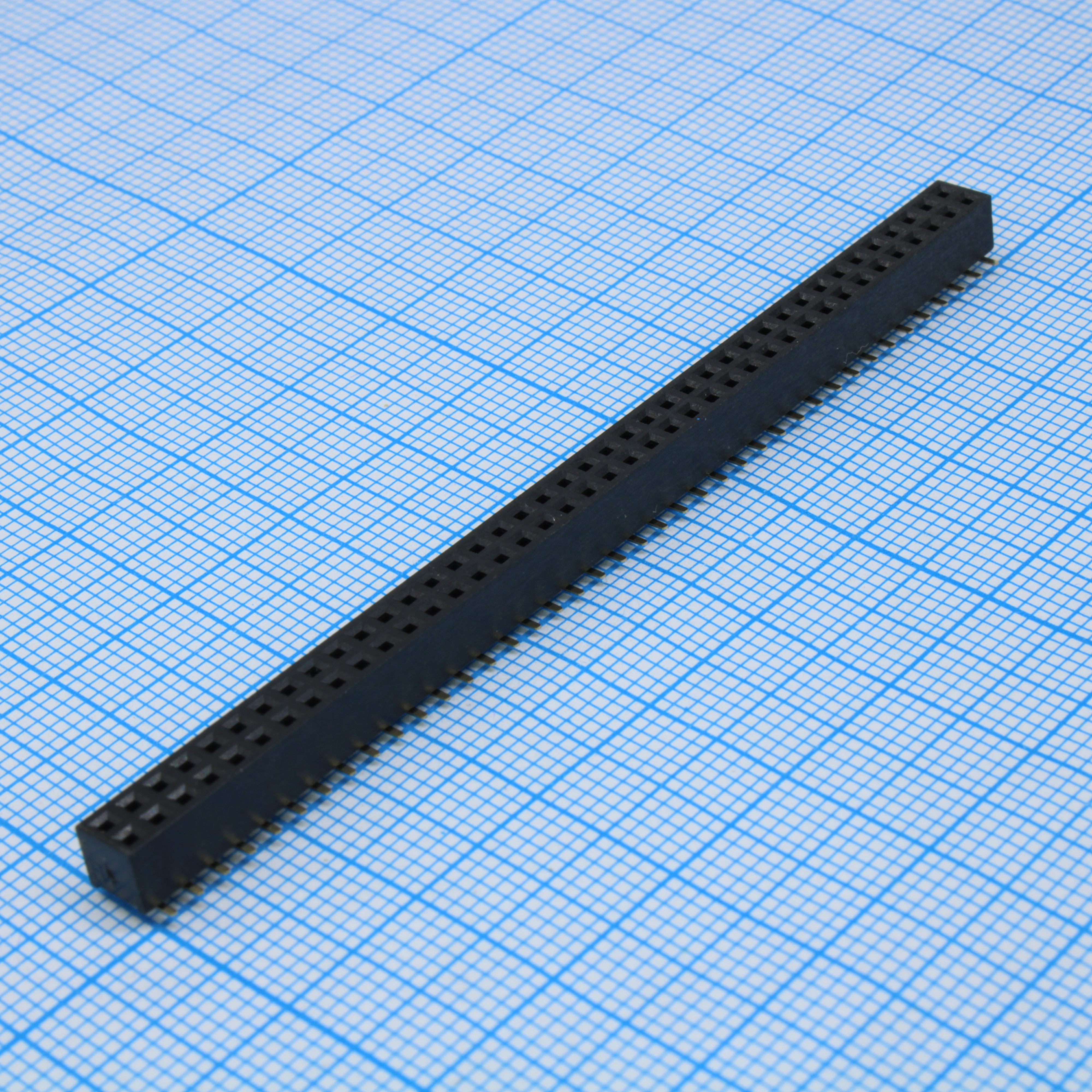DS1026-07-2X40S8BSSBX - Гнездо на плату SMD 2x40 конт., шаг 2.00мм, высота 4.3мм, позолоч.