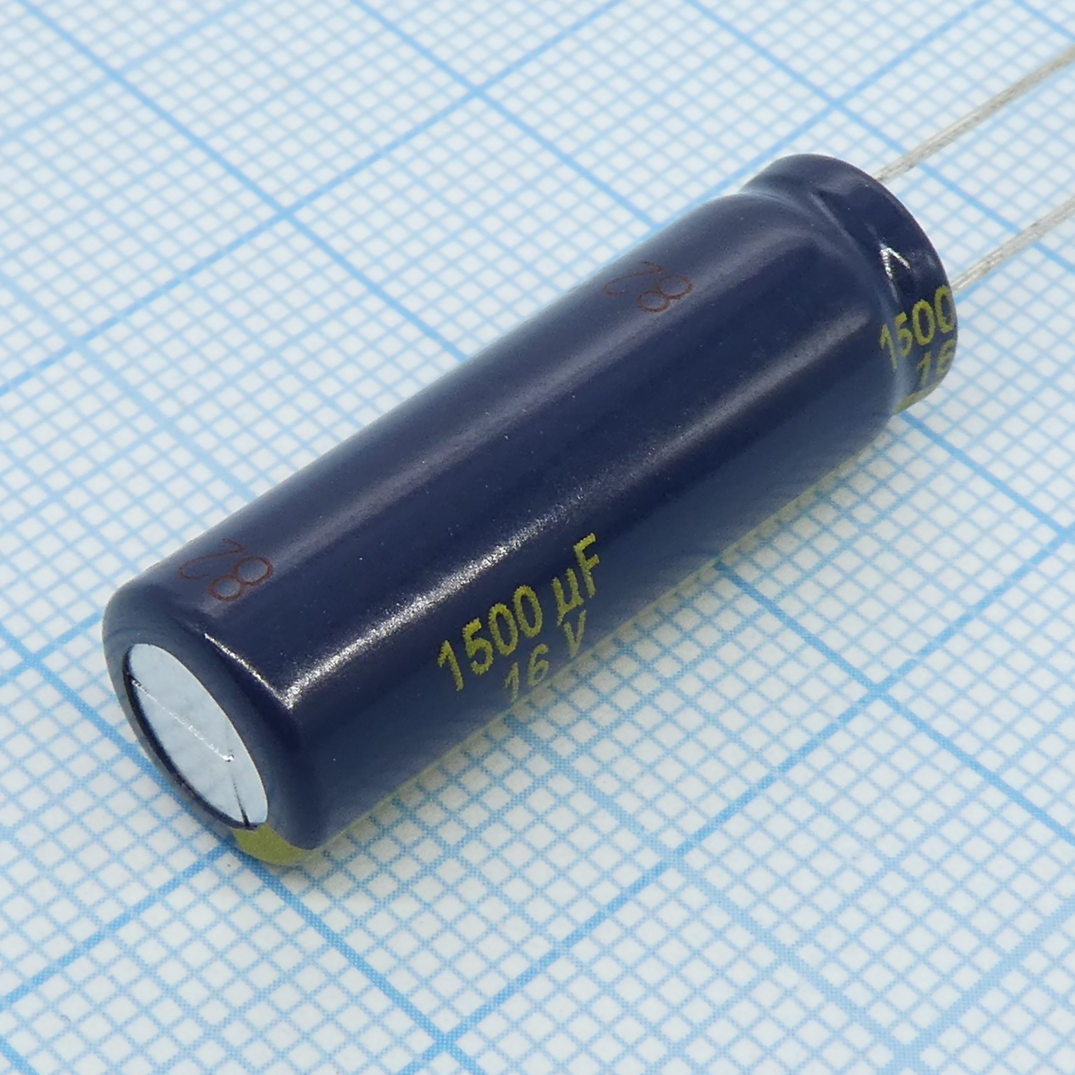 EEUFC1C152L - Конденсатор радиальный алюминиевый 16В 1500мкФ 10*30 105°C