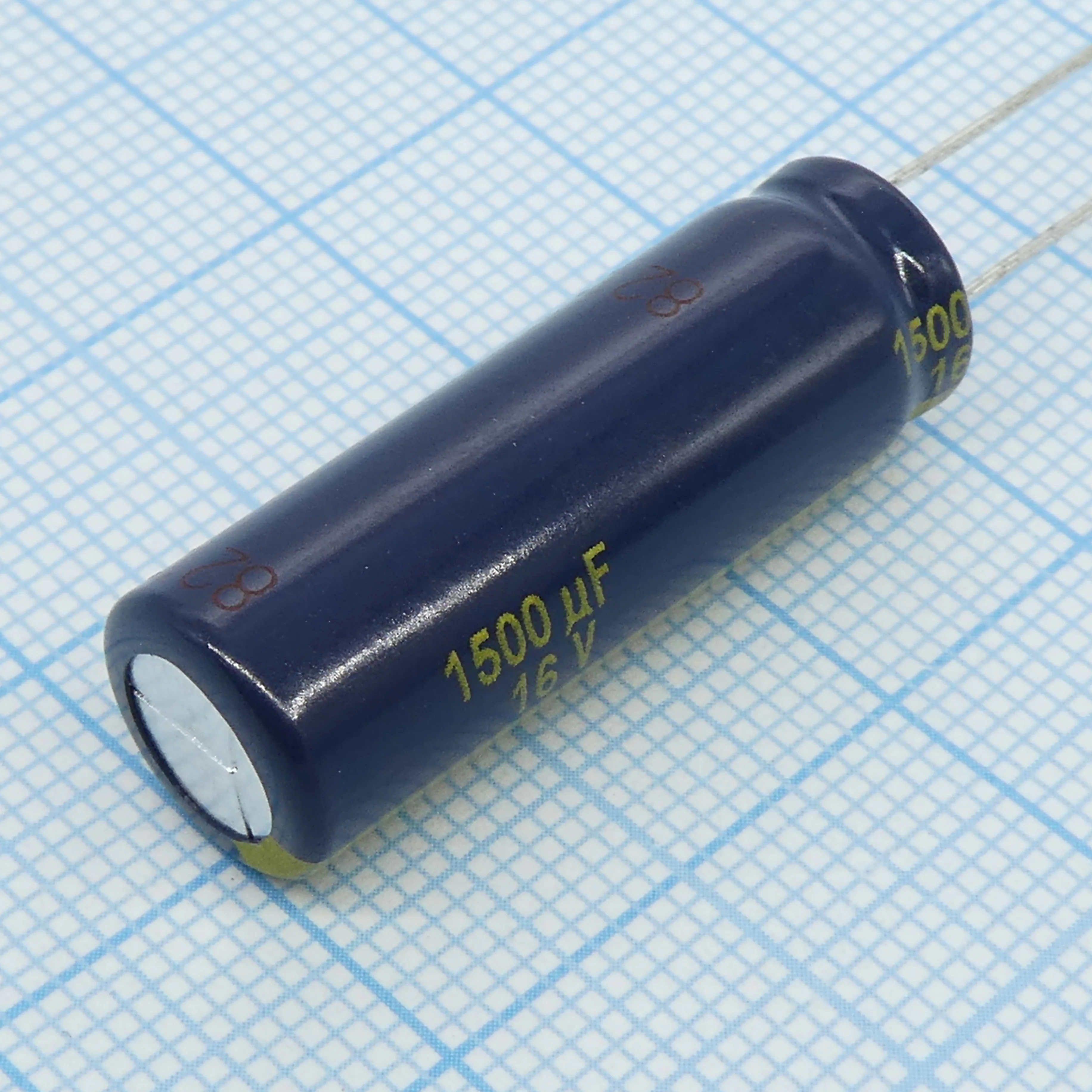 EEUFC1C152L - Конденсатор радиальный алюминиевый 16В 1500мкФ 10*30 105°C