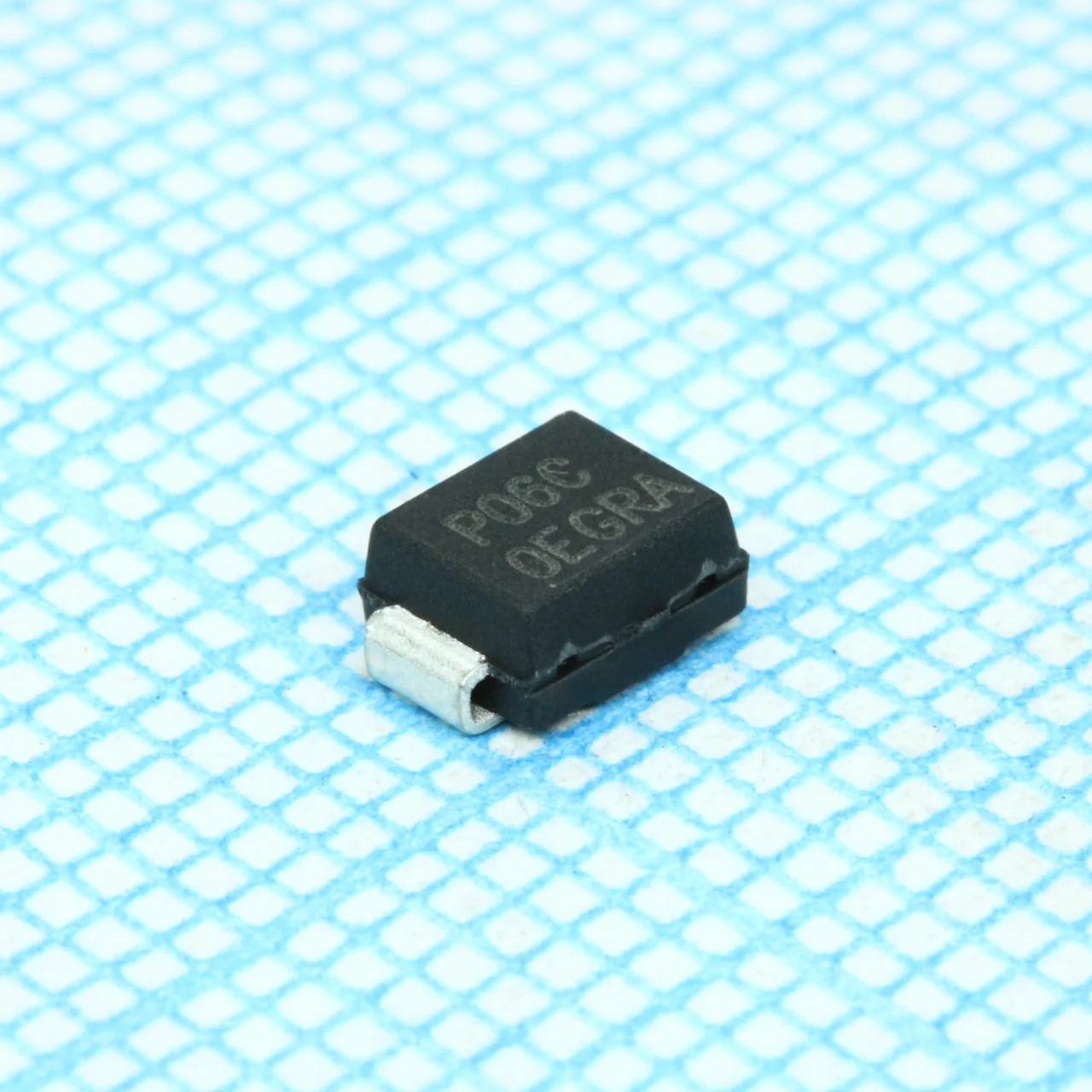 P0640SCLRP - SIDACTOR BI 58V 400A DO-214AA