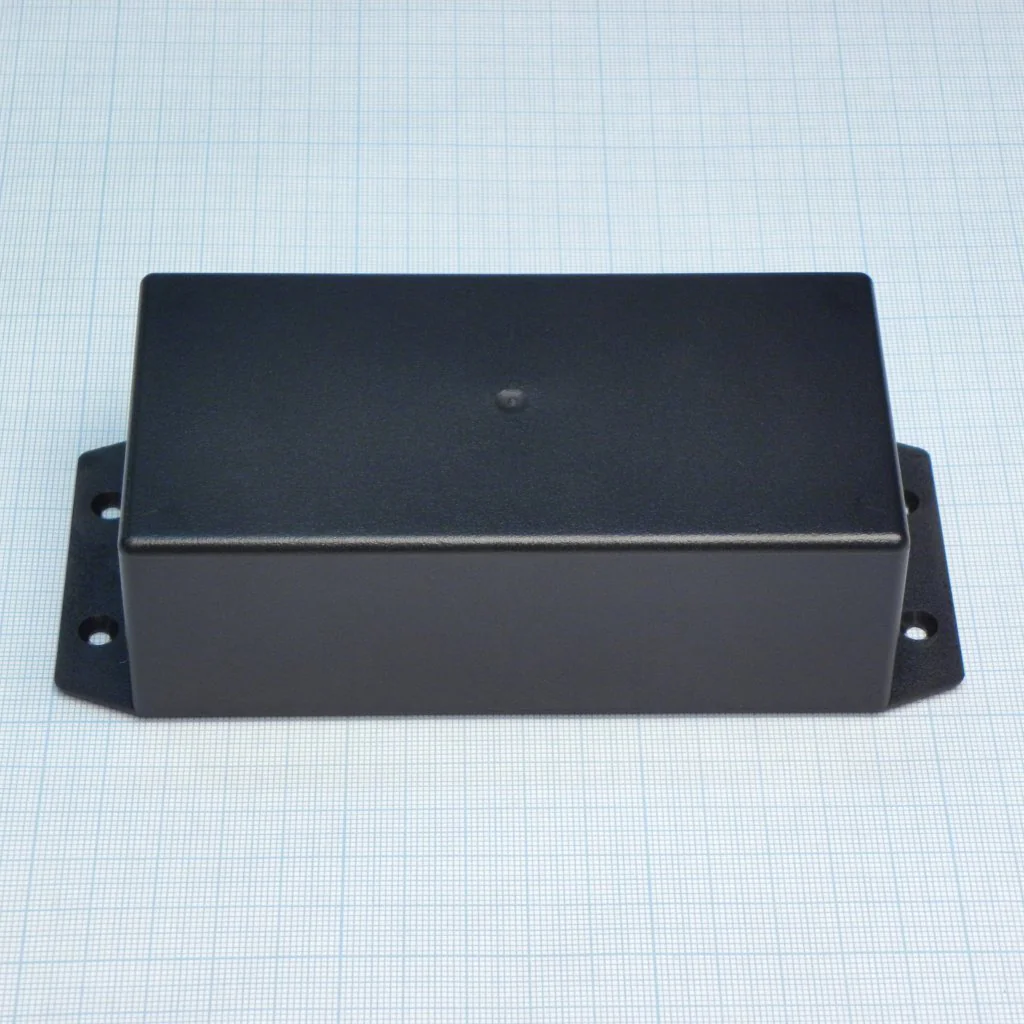 G1022BF - Корпус из высокопрочного пластика с фланцами