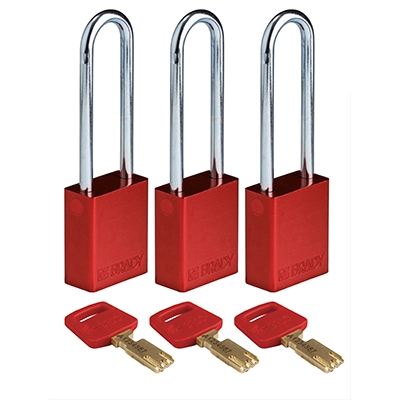 gws150218 - Замки SafeKey алюминиевые со стальной дужкой, высота дужки – 76 мм, диаметр дужки – 6.4 мм, алюминиевый корпус, размеры корпуса – 46х38х19 мм, система "Одинаковые ключи", цвет – красный 3 шт/упак