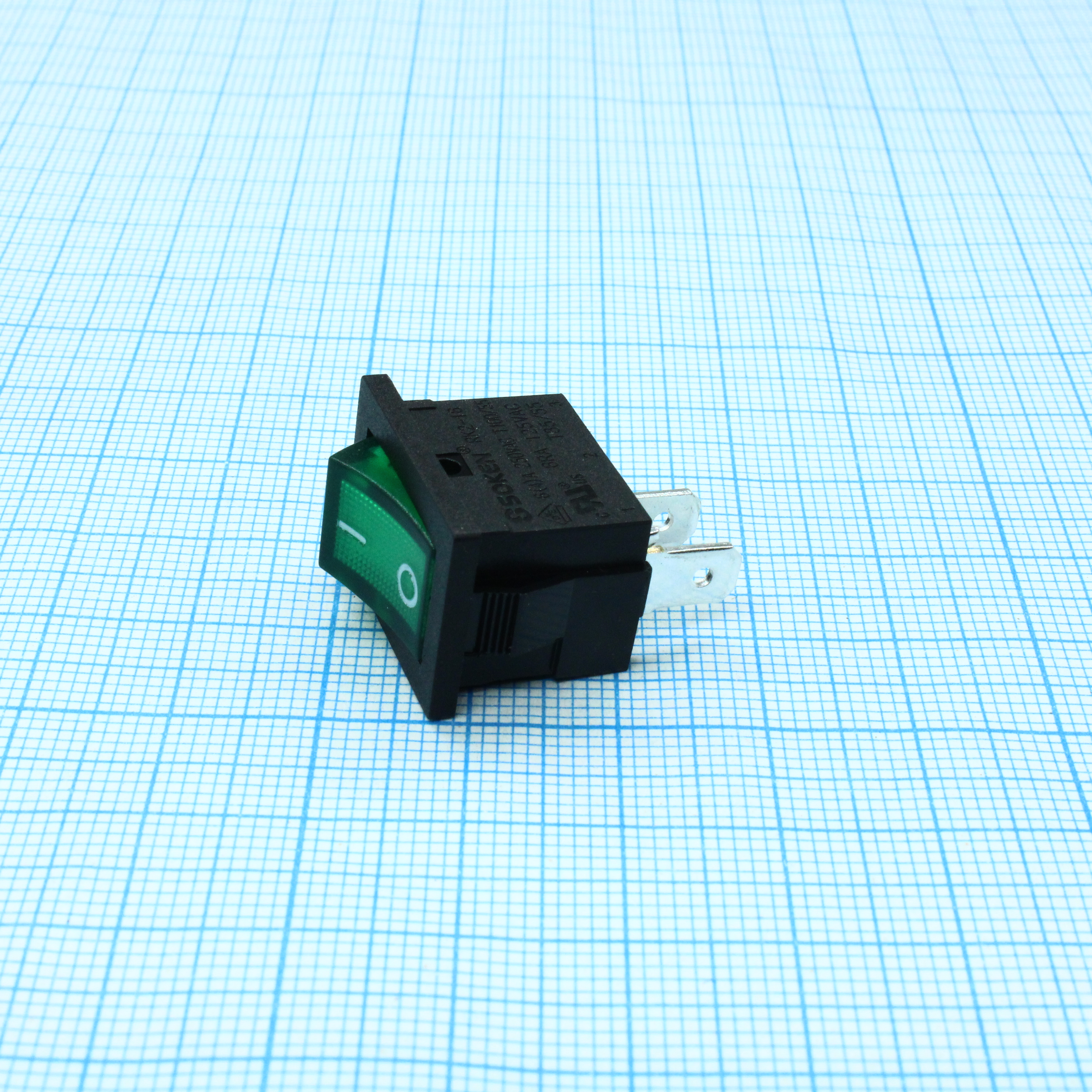 RK2-16 1X1 B/G"0-" - Выключатель клавишный ON-OFF без подсветки цвет корпуса (черный) цвет кнопки (зеленый)