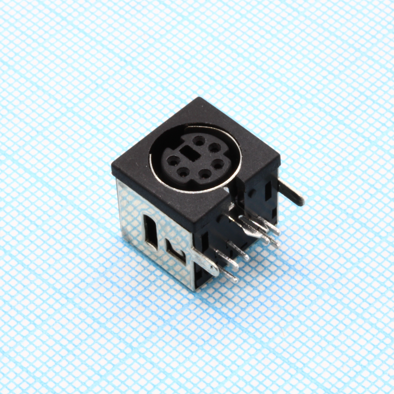 DS1093-03-BN60 - minidin 6 конт (м) на плату
