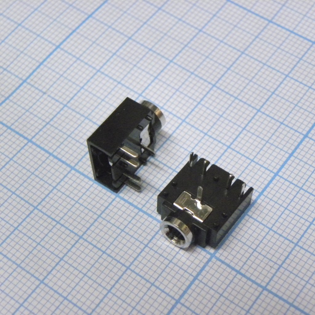 TRS 3.5 (mini jack) CK3-101A - Стерео аудио гнездо 3.5 мм (до 12В)