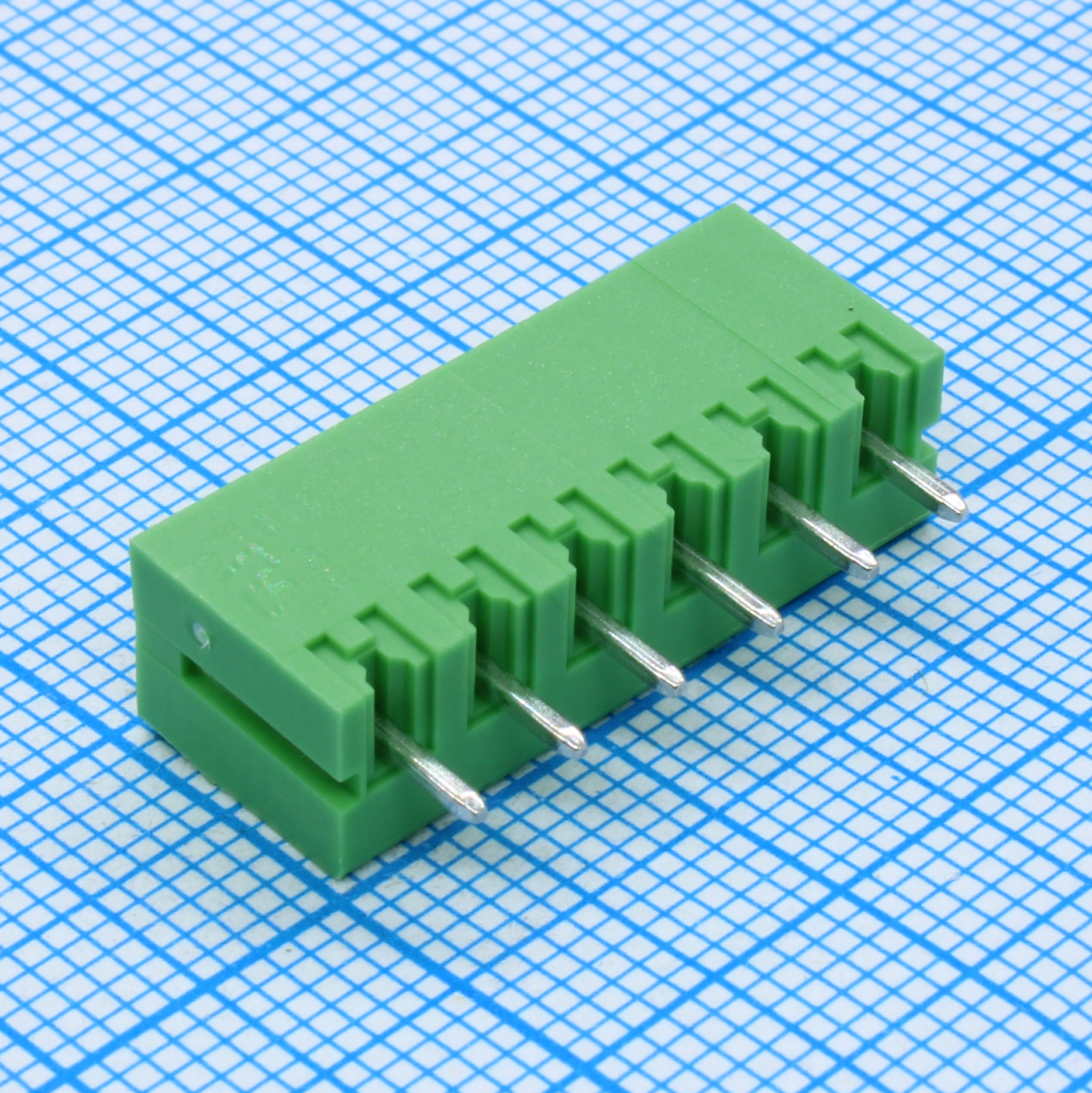 ECH381V-06P - Колодка клеммная (розетка) на плату 6 контакт(ов) шаг 3.81 мм 300В 8А