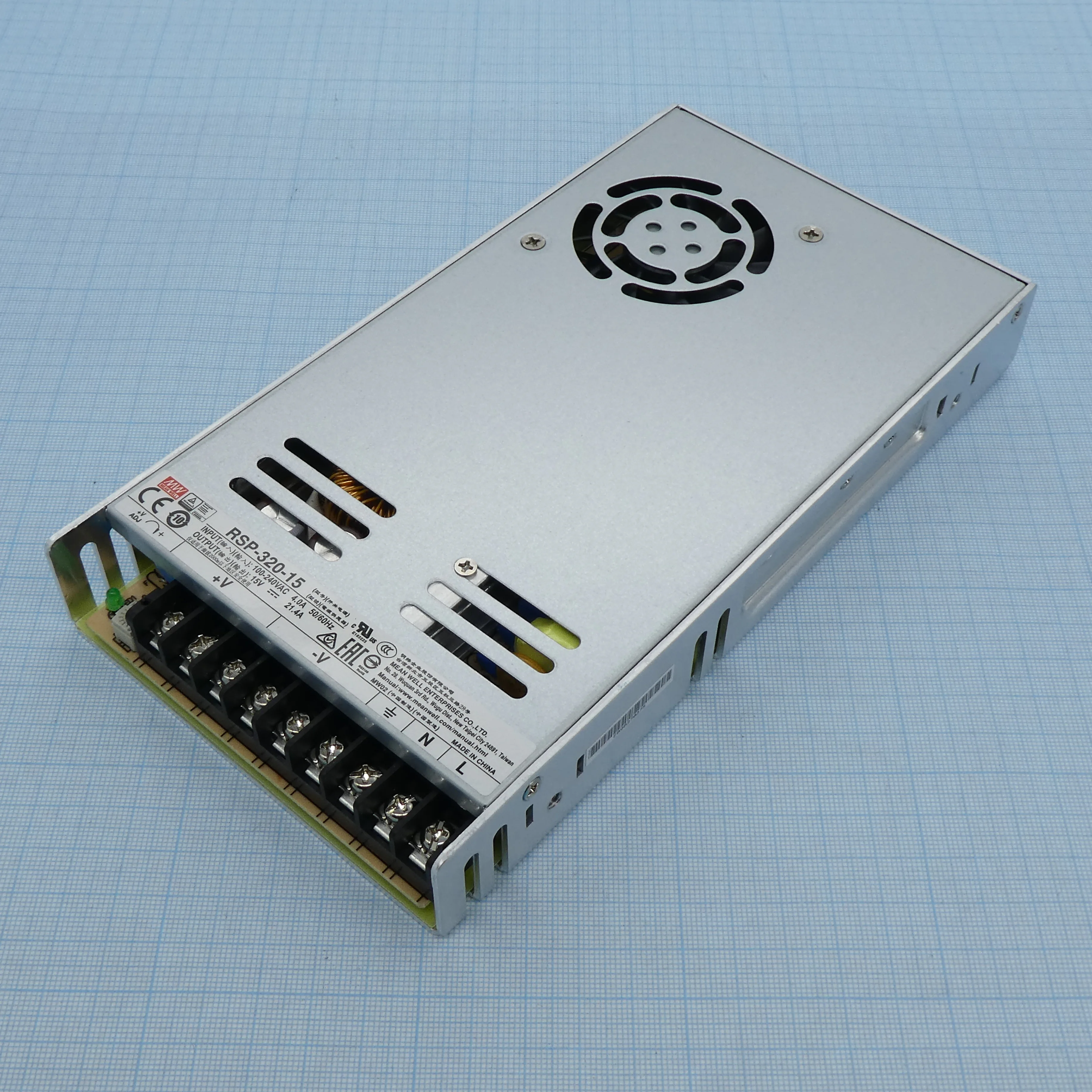 RSP-320-15 - AC-DC, 320Вт, ККМ, вход 88…264V AC, 47…63Гц /124…370В DC, выход 15В/21.4A, рег. вых 13.5…18В, изоляция 3000В AC, в корпусе 215х115х30мм, -30…+70°С