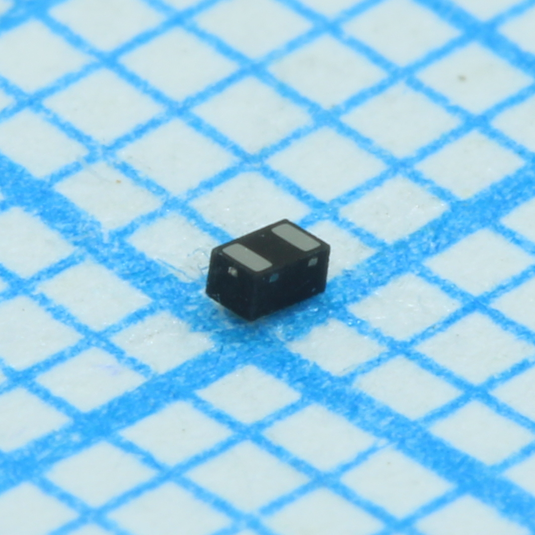 CPDQC24VEU-HF - TVS диод защитный 132Вт 3А 24В порог 26.5В захват 35пФ