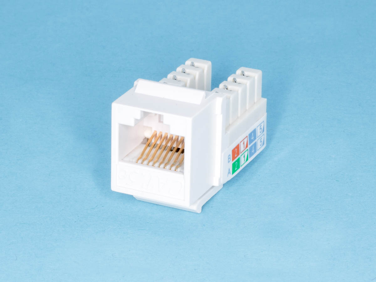 EKTN-D-04 - Модуль RJ-45 8P8C кат.5e, Keystone, универсальный, компакт, белый, PCnet