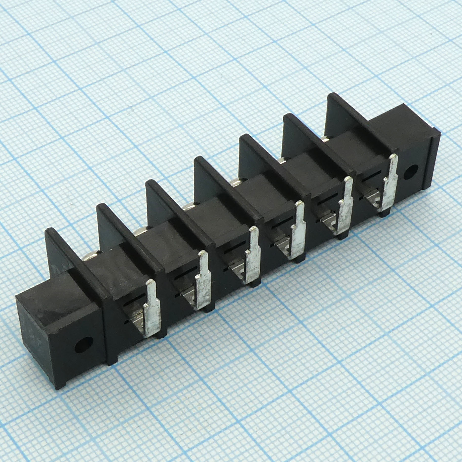 DG45R-A-06P-13-00A(H) - Барьерный клеммный блок 6 контактов. Серия DG45R-A