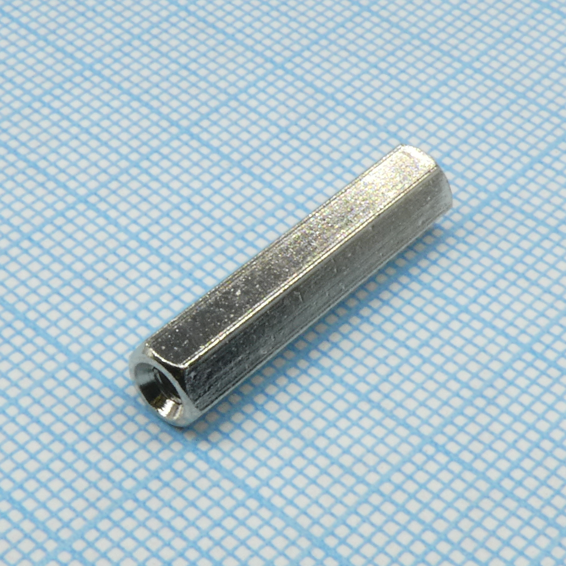 H-L2500-0600-5-03-2N - Стойка латунная никелированная для печатной платы, шестигранная, М3, 25мм, отверстие-отверстие