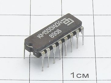 Микросхема КМ555ИД4