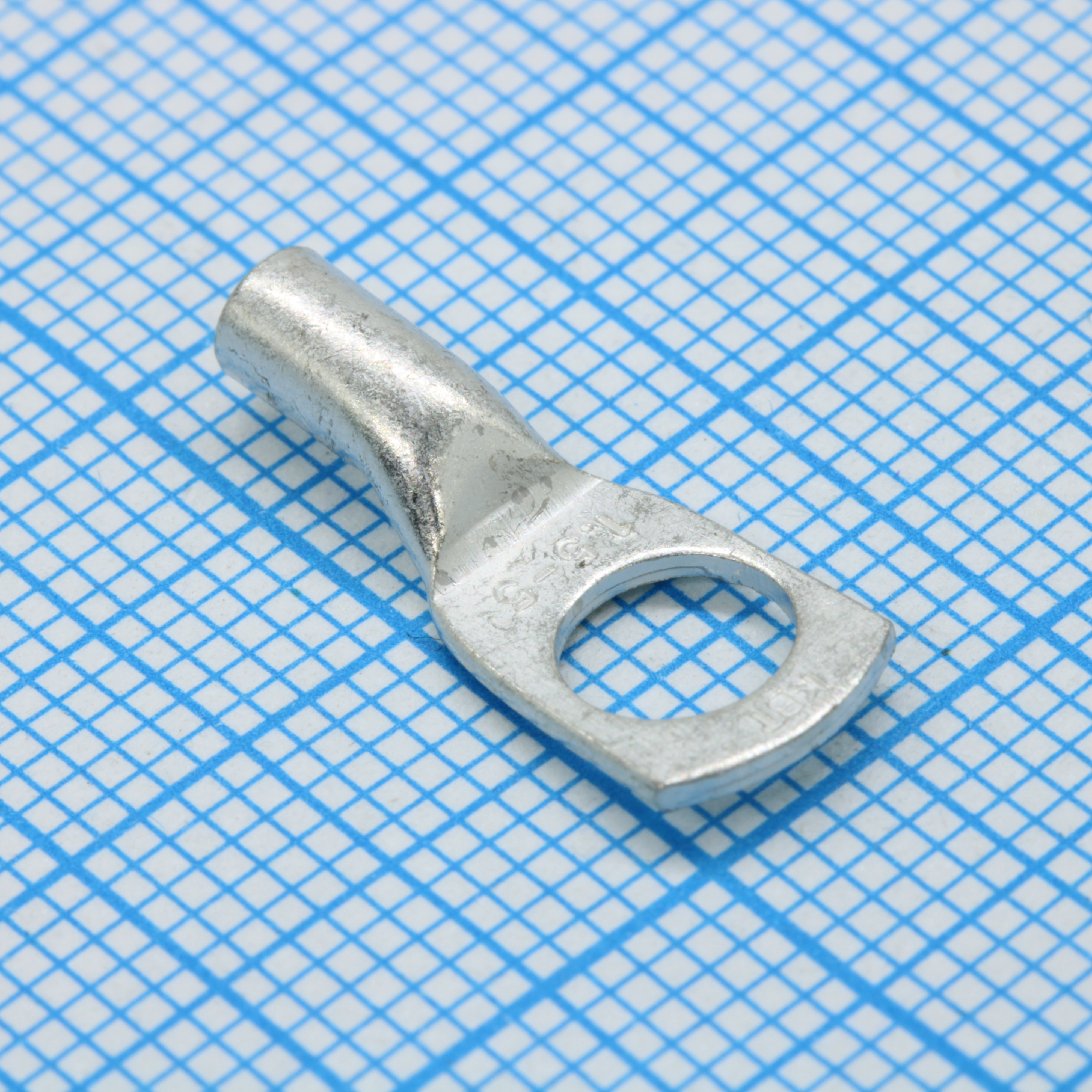 ТМЛС 1.5-5 - Наконечник кабельный медный луженый стандарта «КВТ» кольцевой М5 для опрессовки проводов сечением 1.5 мм2