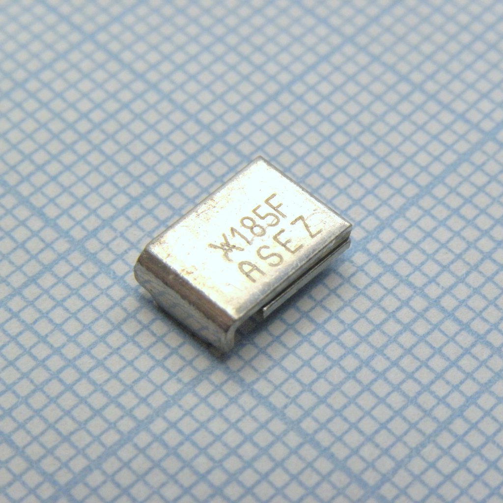 SMD185F-2 - Самовосстанавливающийся предохранитель PTC 1.85A(hold) 3.6A(trip) 33VDC 40A 1.5W 5s 0.065Ohm SMD