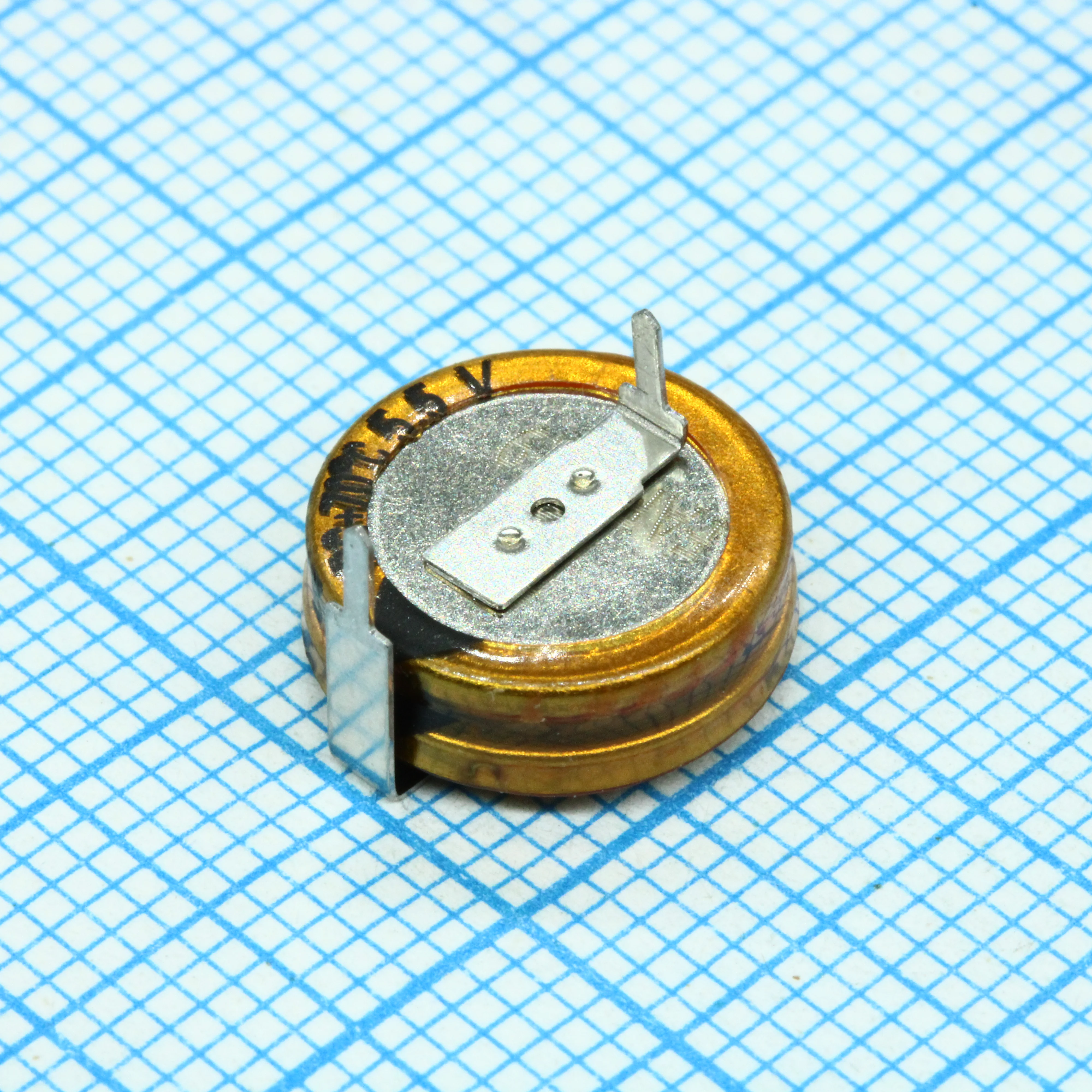 DCS5R5224HF - Ионистор стандартный мини 5,5V, 0,22F, -25...+70°C, 1000h, 11,5x5,5mm, горизонтального исполнения