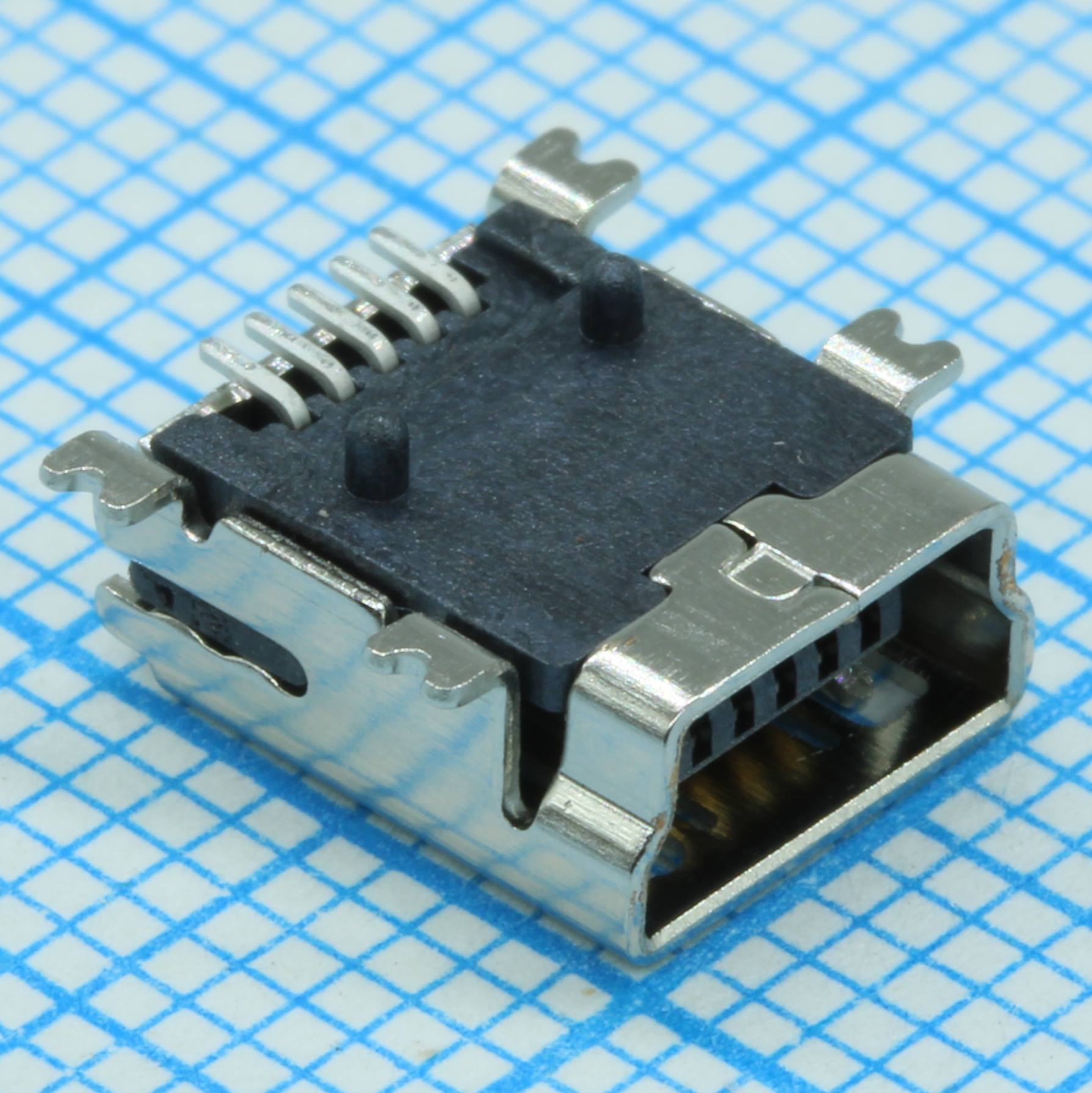 10033526-N3212LF - Разъем MINI USB 2.0 тип B угловой для поверхностного монтажа