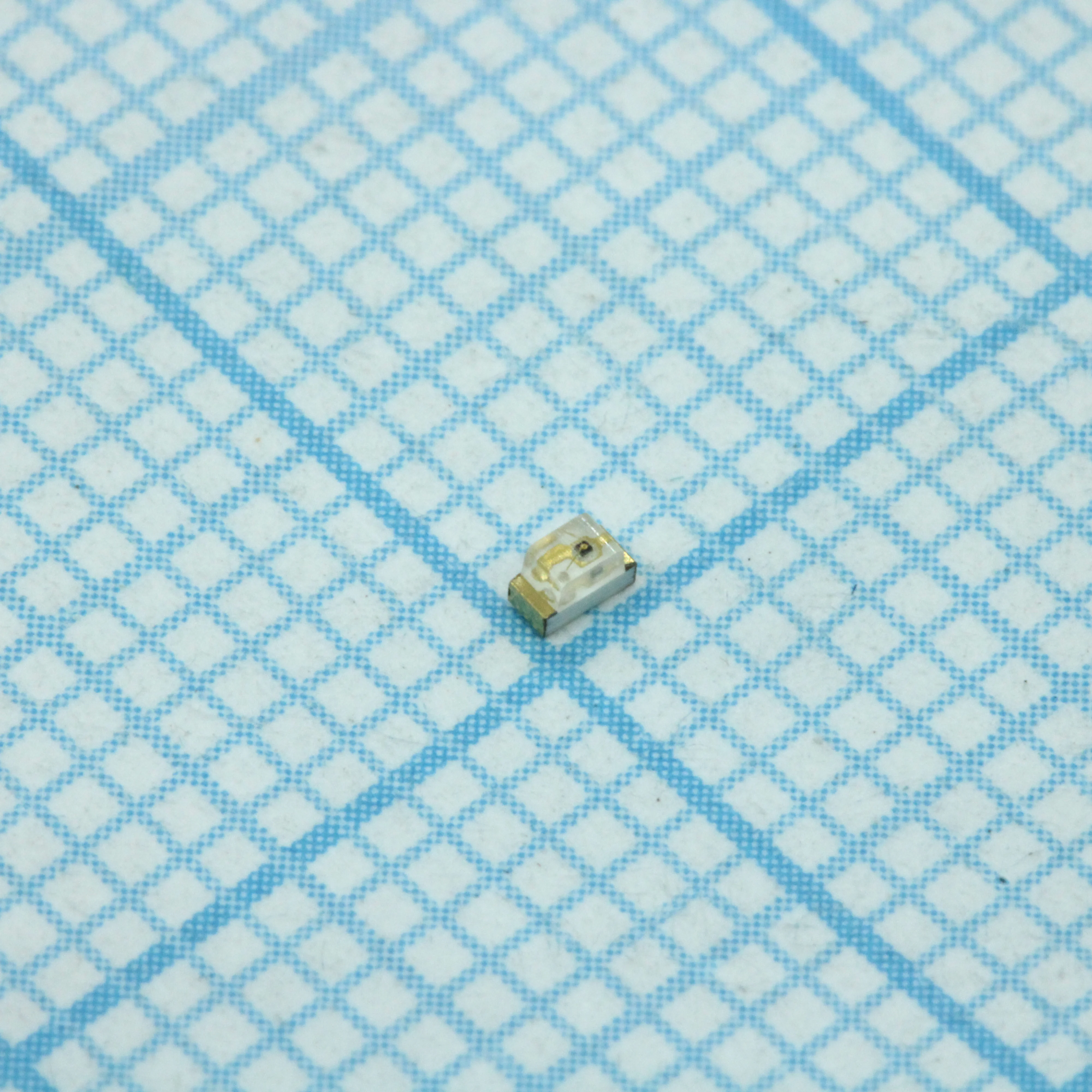 KP-1608CGCK - Светодиод smd 1,6х0,8мм/зеленый/570нм/10-40мкд/прозрачный/120°