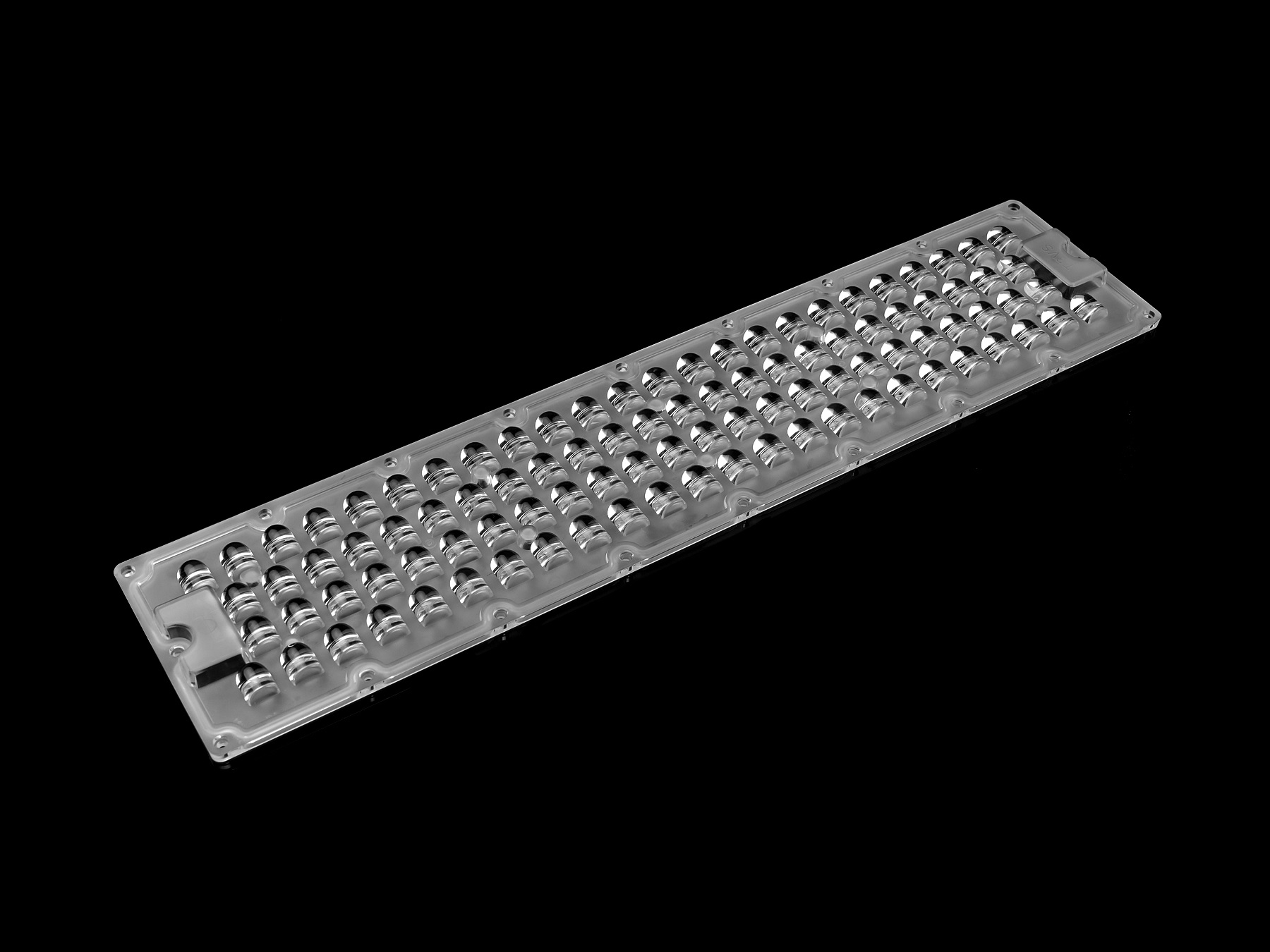 ARST520D96LEDT3VS - Групповая прямоугольная линза на 96 светодиодов 3030/3535/5050, эфф=90%, диаграмма T3M very short, 520mm   H:116mm, PC-1250Z