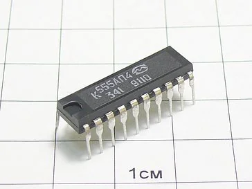 Микросхема К555АП4