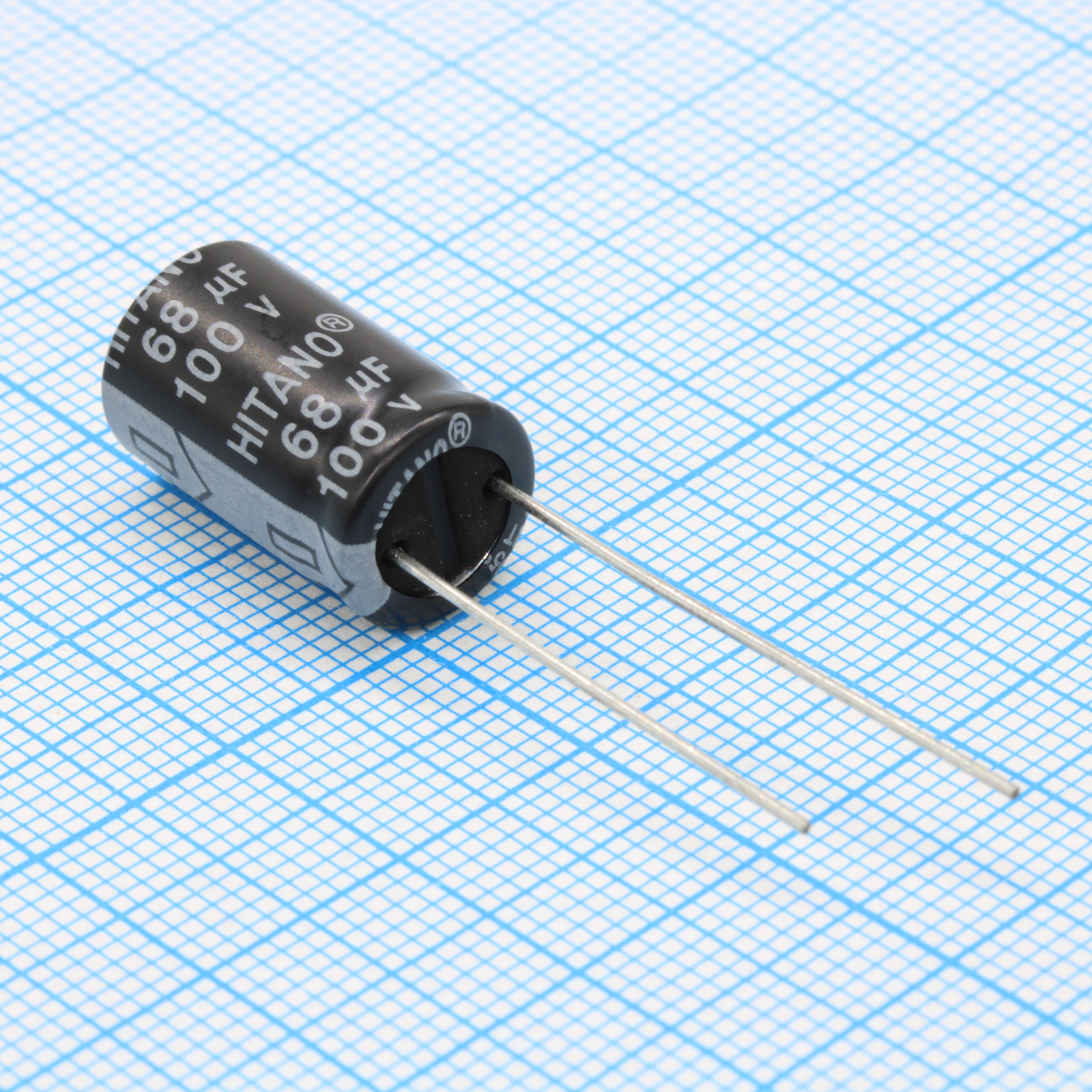 EHR680M2AB - Конденсатор алюминиевый  электролитический 68мкФ 100В ±20% (10 X 16мм) радиальные выводы 5мм 240мА 2000час 105°С россыпь