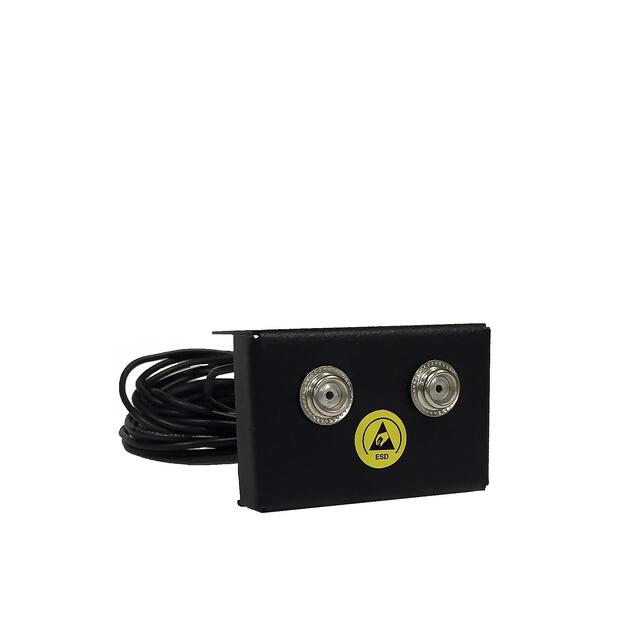 Узел заземления УЗ-1 - используется для подключения гарнитуры заземления браслетов и приборов. В комплекте провод заземления 3 метра, 2 кнопки для подключения браслетов и приборов