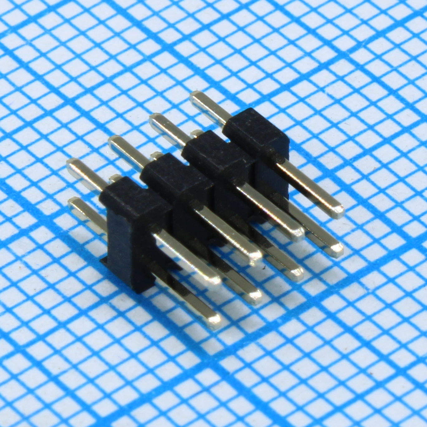 DS1025-05-2X4P8BV1-B - Вилка штыревая 2.0мм 2x4 прямая