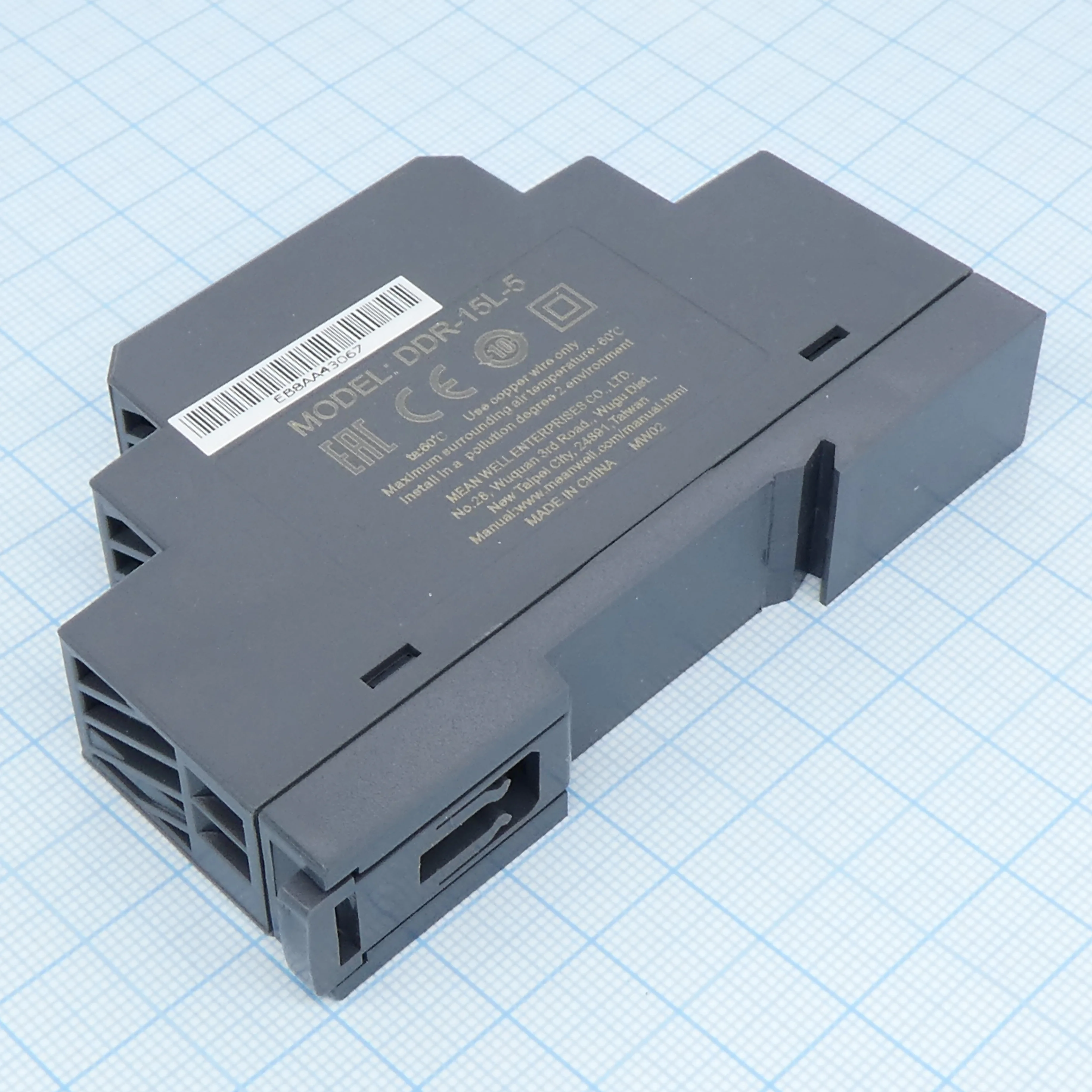 DDR-15L-5 - DC-DC, 15Вт, вход 18…75 В DC, выход 5В/3А, изоляция 4000В DC, в кожухе на DIN-рейку, 17.5х90х54.5мм, -40...+85°С