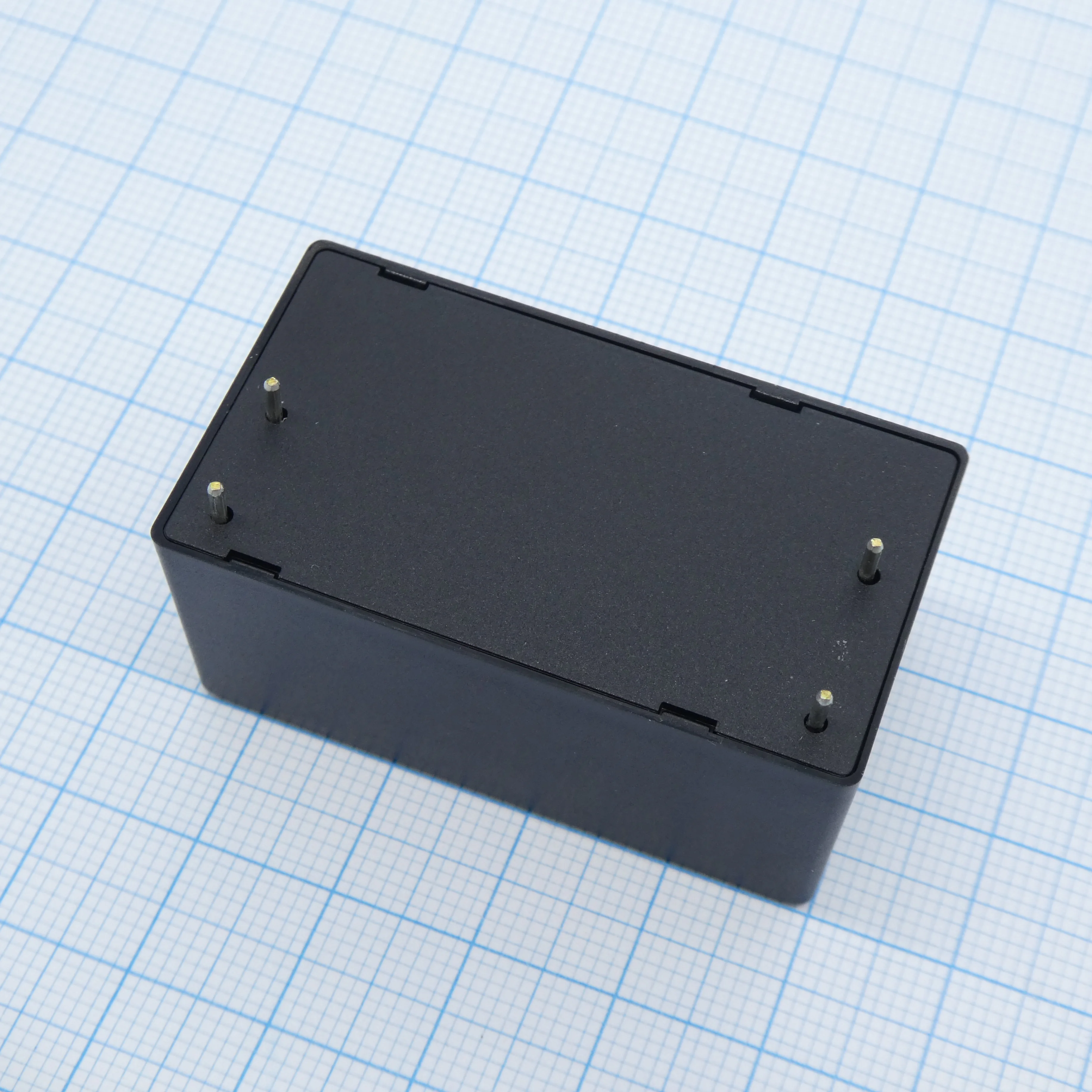 MPM-10-12 - AC-DC med, 10.2Вт, вход 80...264В AC 47...440 Гц, выход 12В/0.85А, изоляция 4000В AC, на плату, 45.7х25.4х21.5мм, -40...+85°C