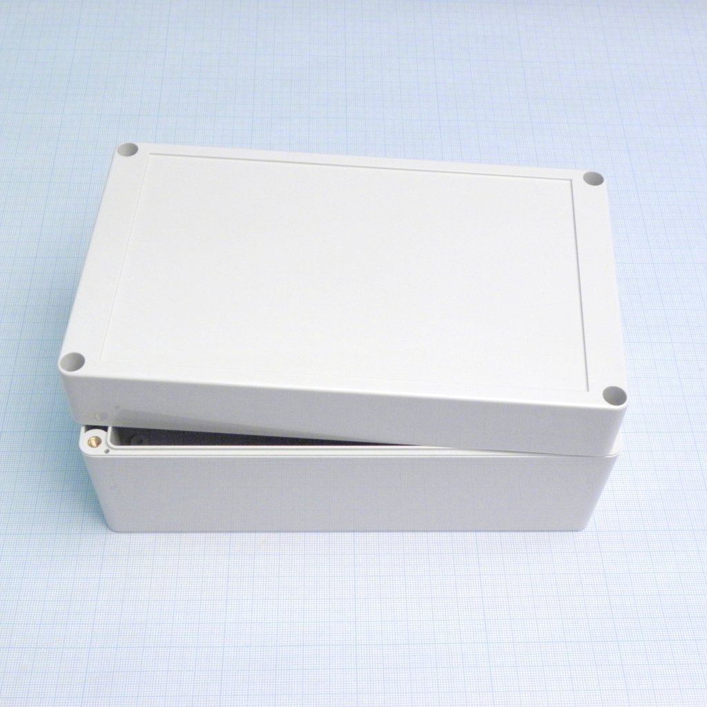 G2111 - Герметичный корпус из поликарбоната, IP65, светло-серый