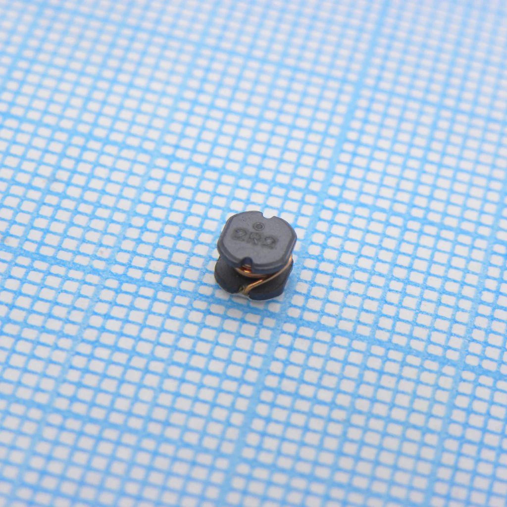SDR0403-2R2ML - ЧИП-индуктивность проволочная, на ферритовом сердечнике 2.2мкГн ±20% 1кГц 28-добротность 2.6A 47мОм