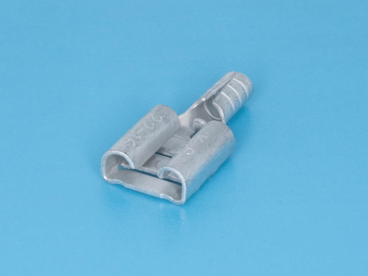 TA-1.25F - Клемма ножевая 6,3мм, гнездо на провод 0,5-1,5мм, кратно 100шт.