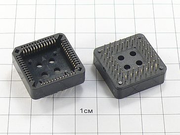 Панелька PLCC-52
