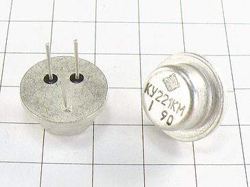 Тиристор КУ221КМ