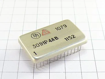 Микросхема 301НР4А
