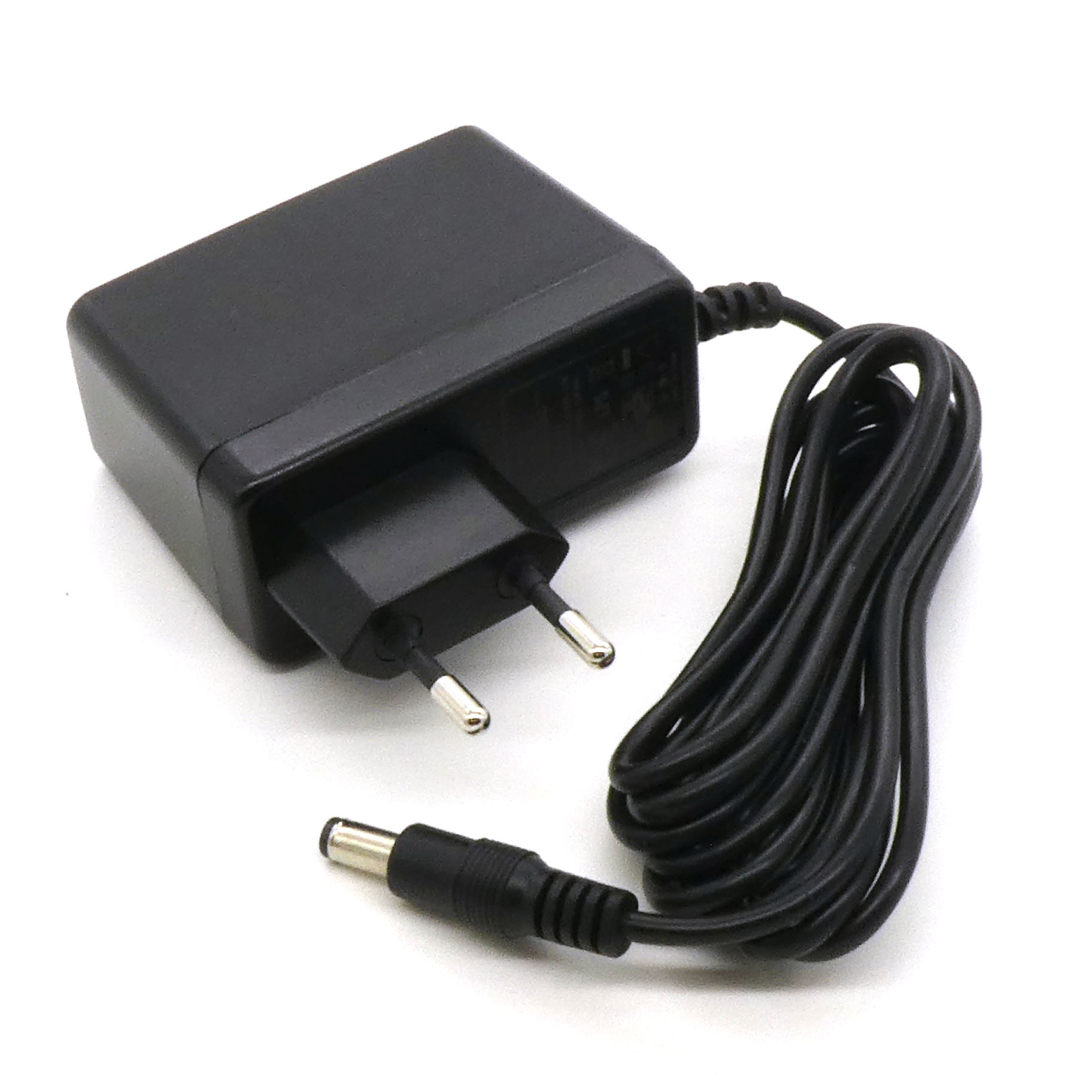 GS15E-5P1J - AC-DC, 15Вт, сетевой адаптер, выход 18В/0.83A, вход 90...264B AC 47...63 Гц, 135...370B DC,  изоляция 3000B AC, 37x71x50мм, 0...+50°С, евровилка, выходной разъем 11мм, диам. 5.5х2.1мм