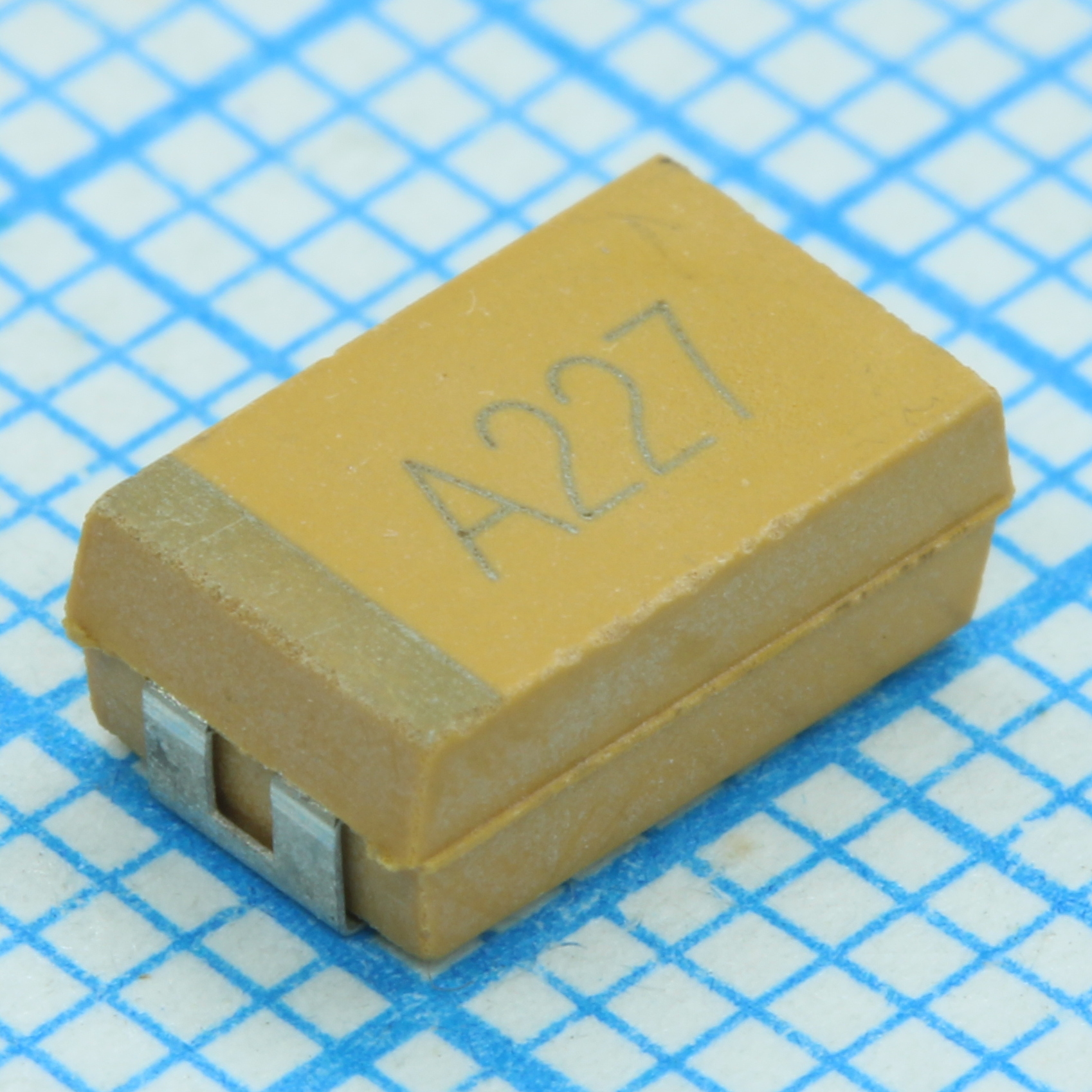 TS20001C151KDT000R - ЧИП-конденсатор танталовый 150мкФ ±10% 16В типоразмер D (7.3 X 4.3 X 2.8мм) 125С лента на катушке
