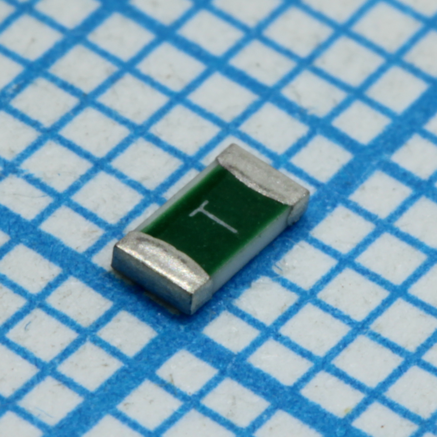 L-KLS5-1206-12T-050L - Предохранитель плавкий 5А керамический медленнодействующий SMD