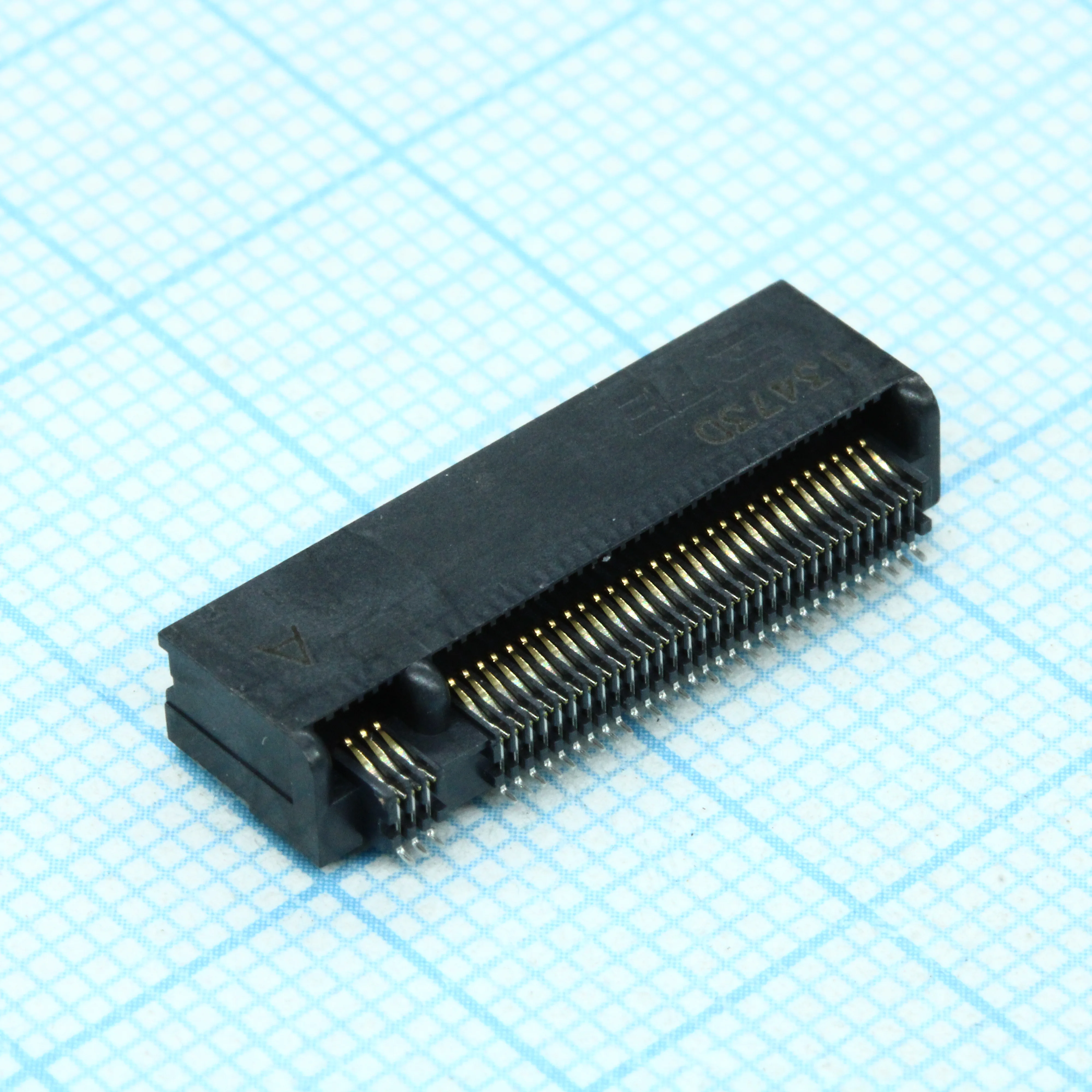 2199230-8 - Разъем Card Edge SKT 67 контактов 0.5мм для поверхностного монтажа лента на катушке