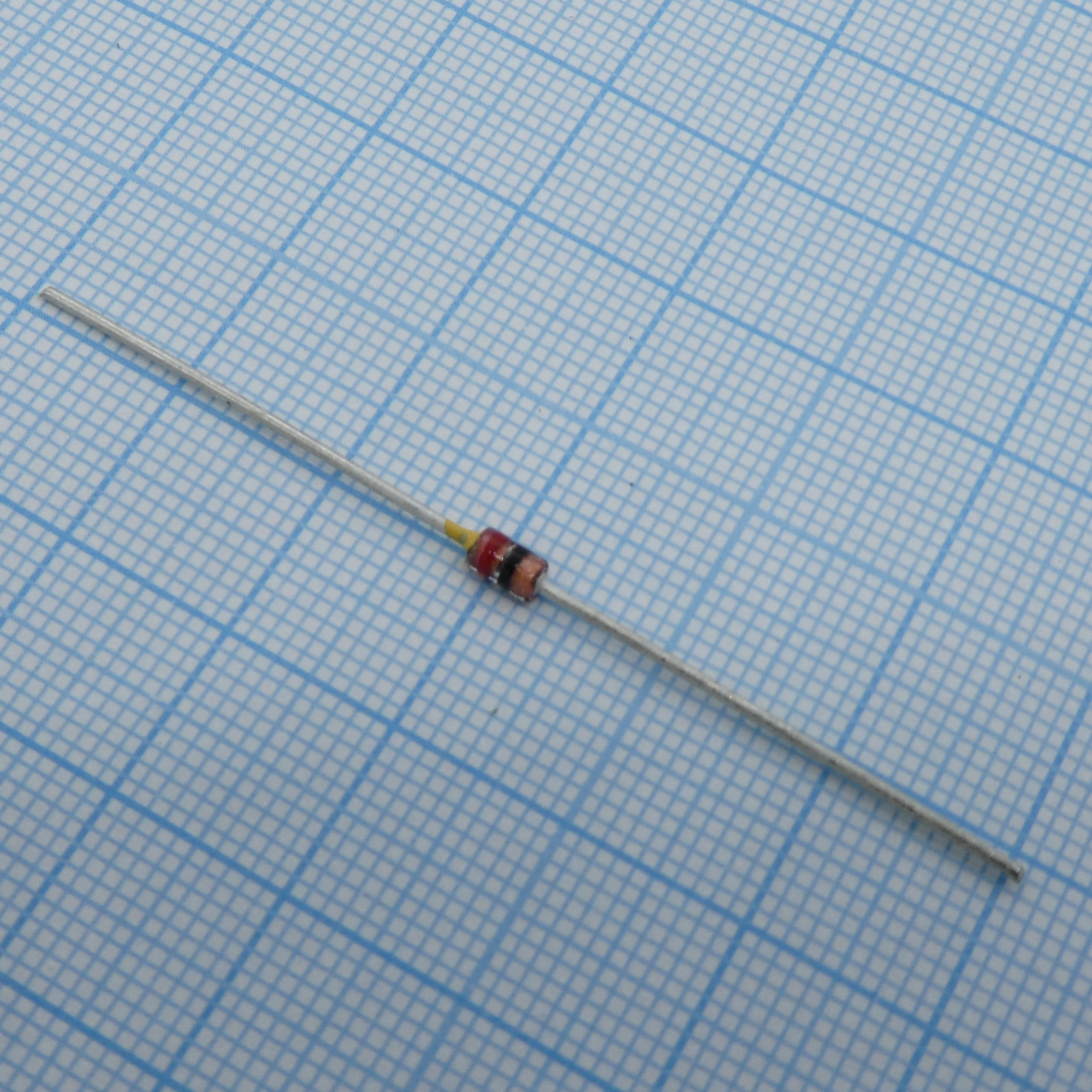 КС530А1 - Стабилитрон Р=0.128Вт U=30В при Iст=5мА корпус-стекло