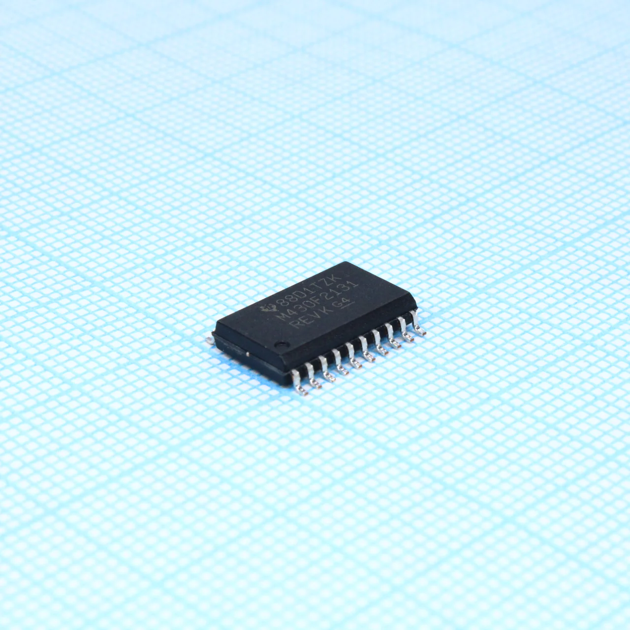 MSP430F2131IDW - 16-разрядный микроконтроллер со сверхнизким энергопотреблением, флэш-память 8 КБ, ОЗУ 256B, компаратор
