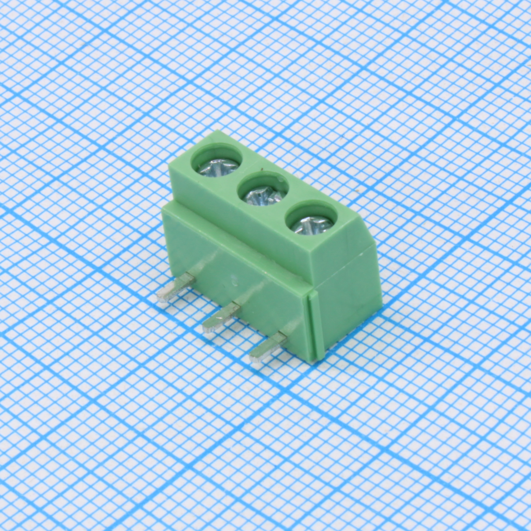 GT126R-5.0-03P-14-00 - Винтовой клеммный блок с защитой провода, 3 контакта. Серия GT126R-5.0